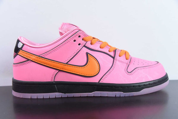 SB Dunk Low Pro x Powerpuff Girls Blossom