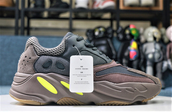 Yeezy Boost 700 Mauve