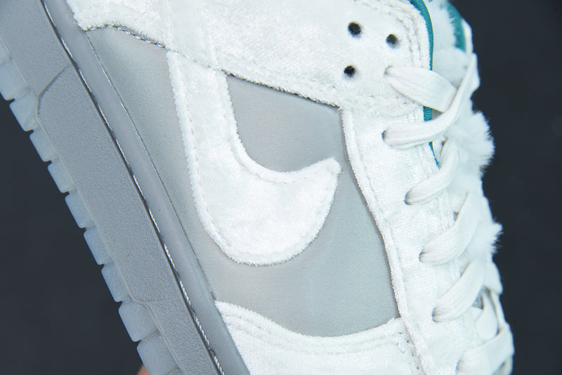 Dunk Low Ice (Women's)